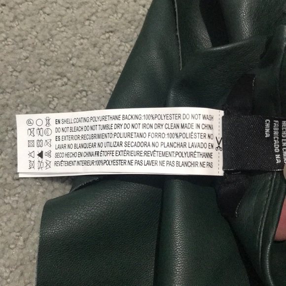 NWT Forever 21 Dark Green Faux Short Skirt - Picture 6 of 6